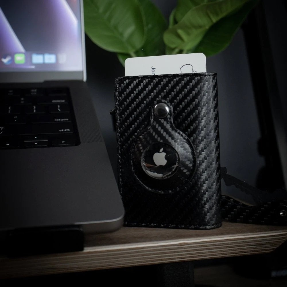 AirTag Wallet-Carbon Fibre